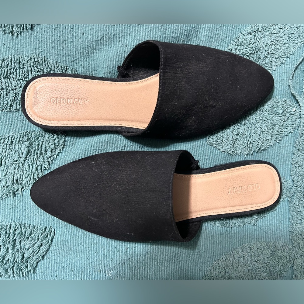 Old navy, size 9 black flats.